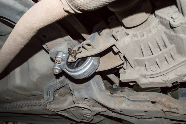 Чи можуть несправні опори двигуна пошкодити вашу трансмісію?